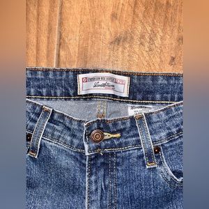 Levi Strauss Signature Low-Rise Bootcut Jeans